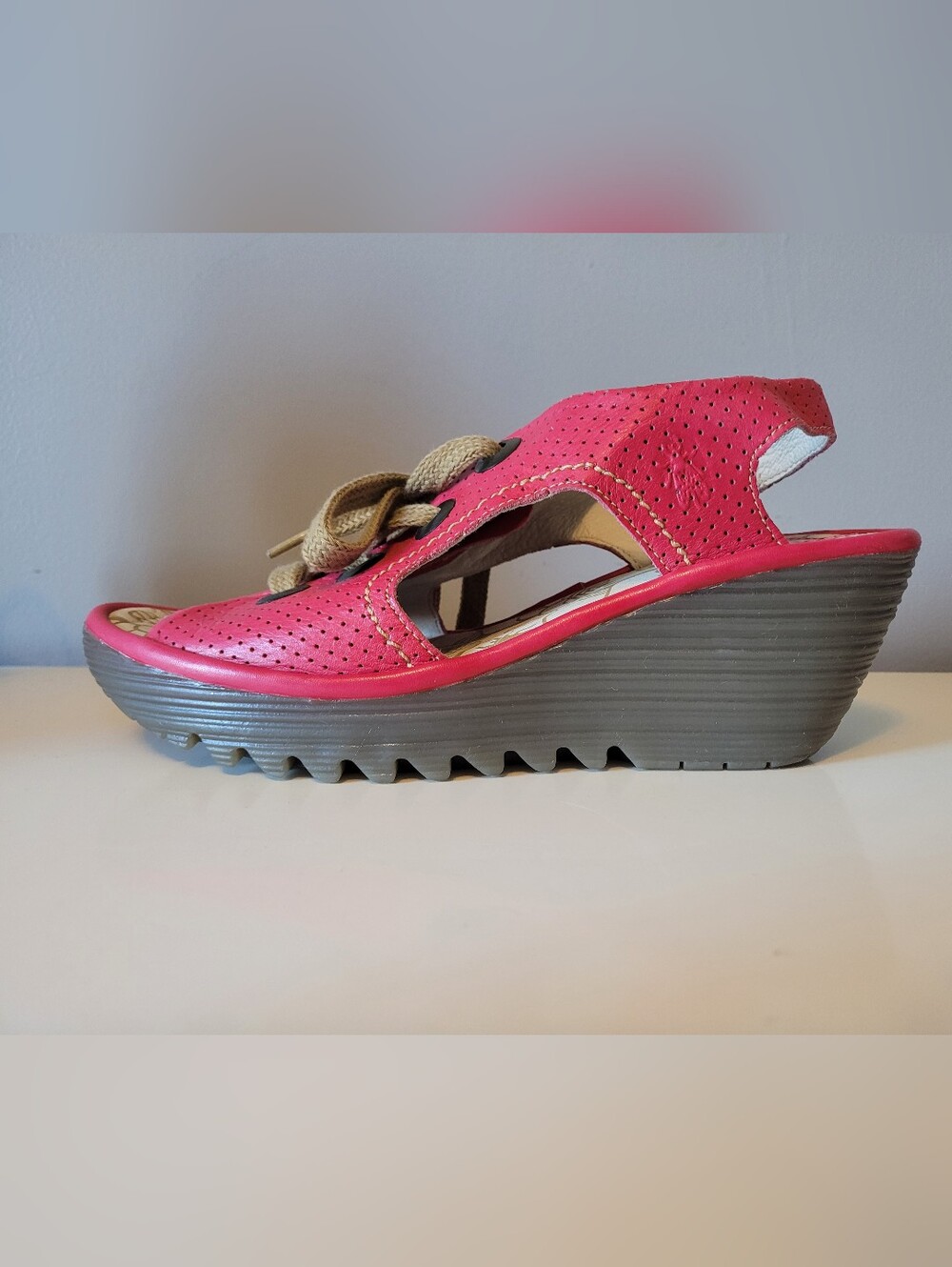 Fly London Yvla Wedges, VGUC, Size 40 - Picture 6 of 12